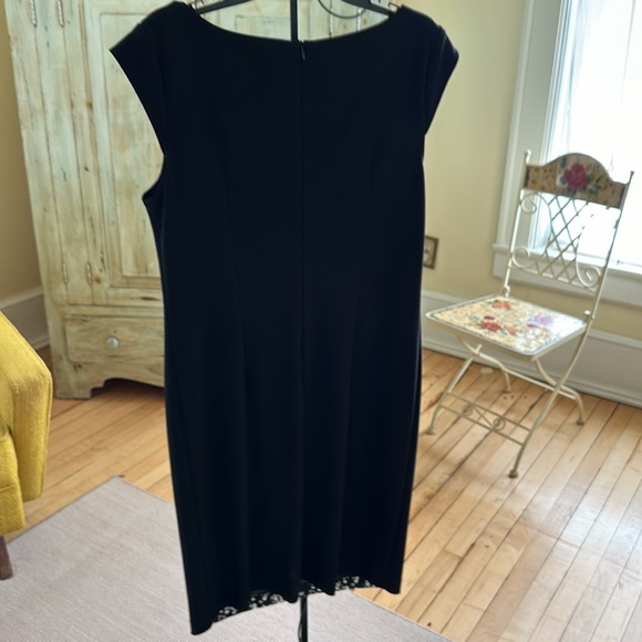 Joseph Ribkoff dress - Picture 4 of 5
